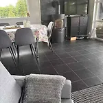 With Sea View 度假居